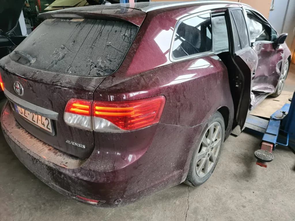 Součást vozu TOYOTA AVENSIS 2012 - foto 7