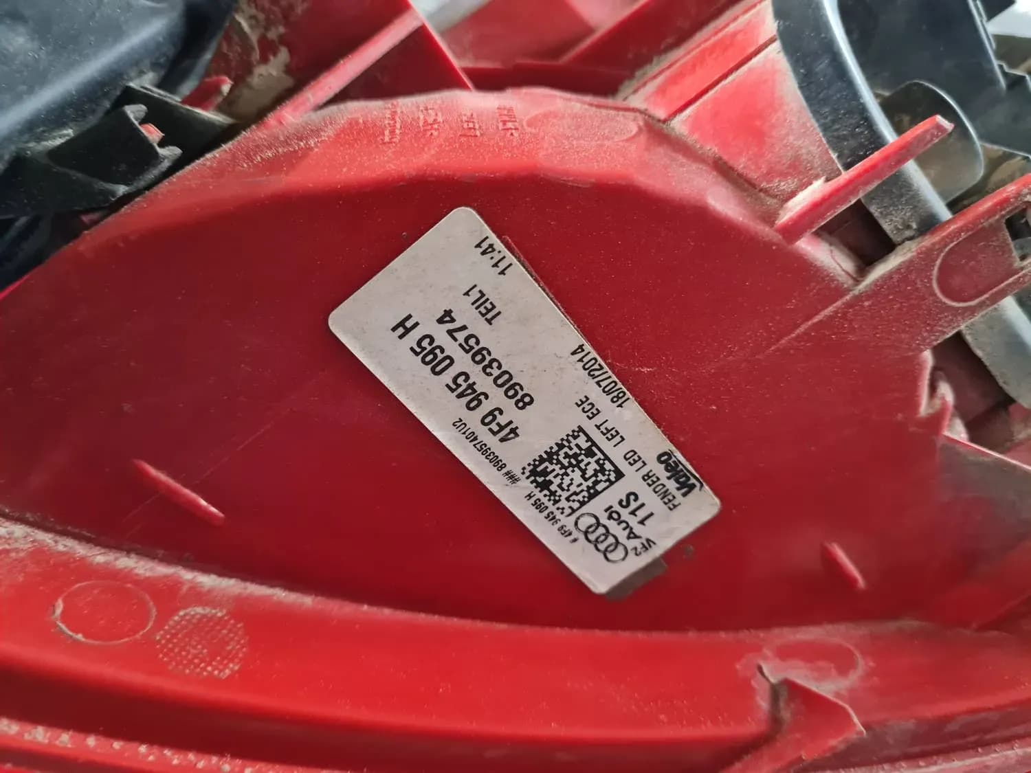 Levá zadní svítilna AUDI A6 2008 - foto 5