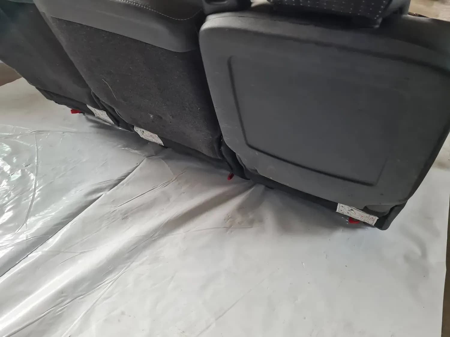 Zadní sedadlo RENAULT SCENIC III 2011 - foto 8