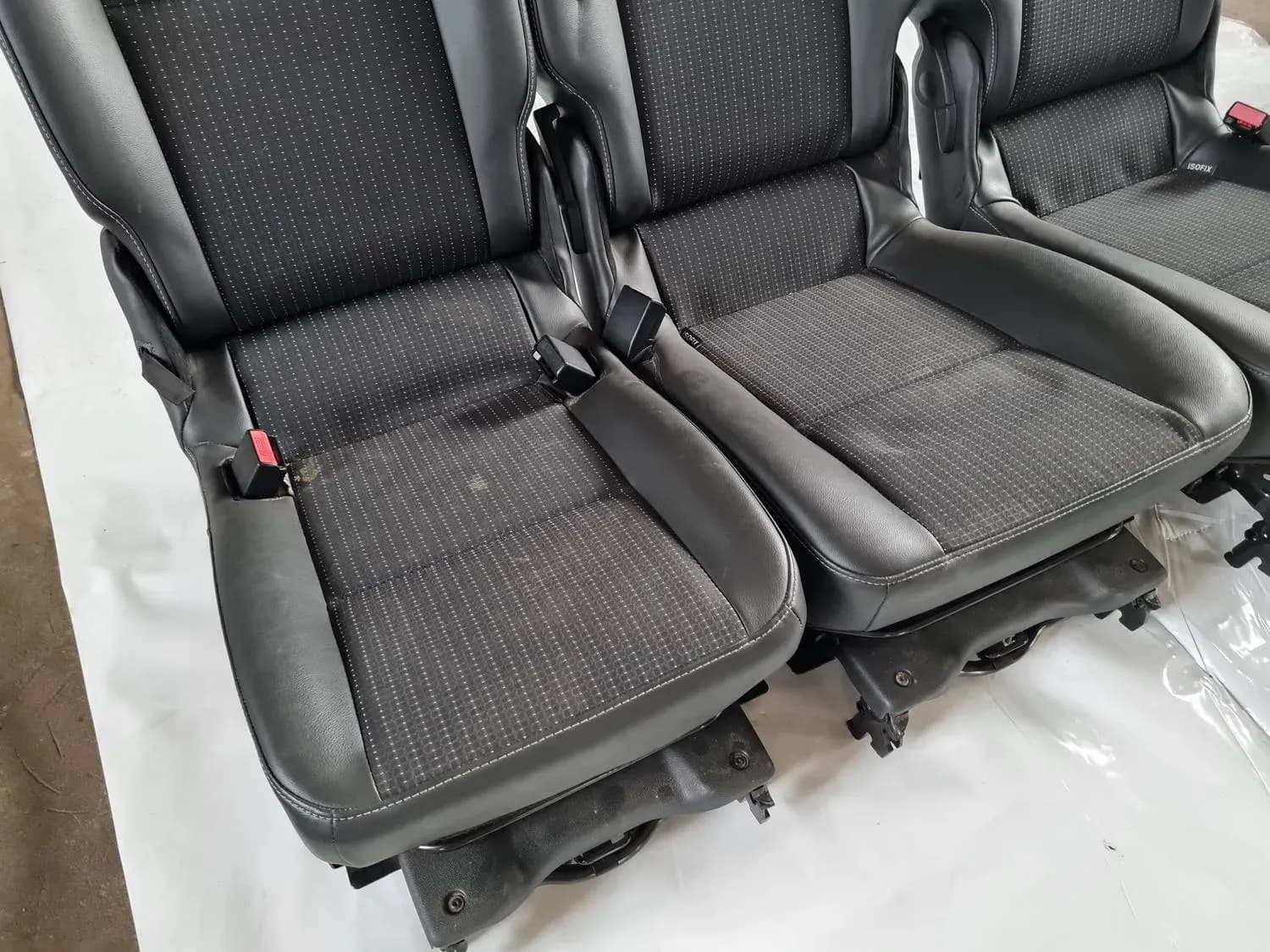 Zadní sedadlo RENAULT SCENIC III 2011 - foto 6