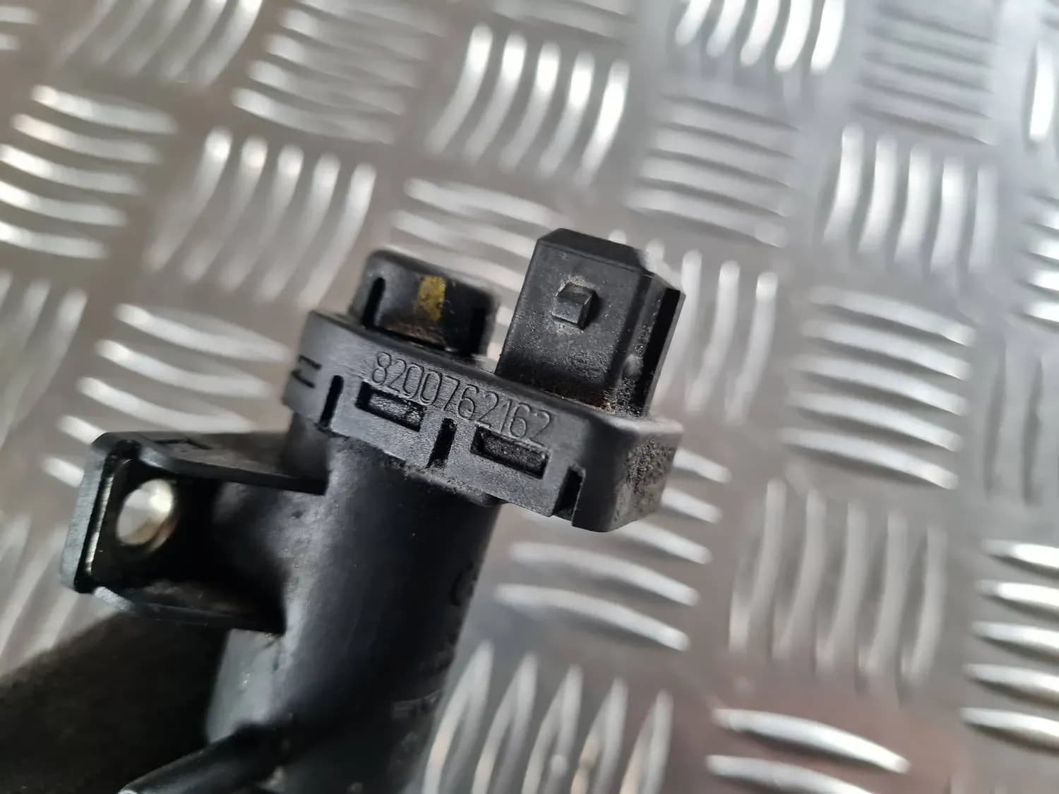 Elektromagnetický vakuový ventil RENAULT SCENIC III 2011 - foto 4