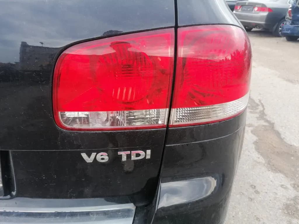 Fotka rozebraného vozu 5