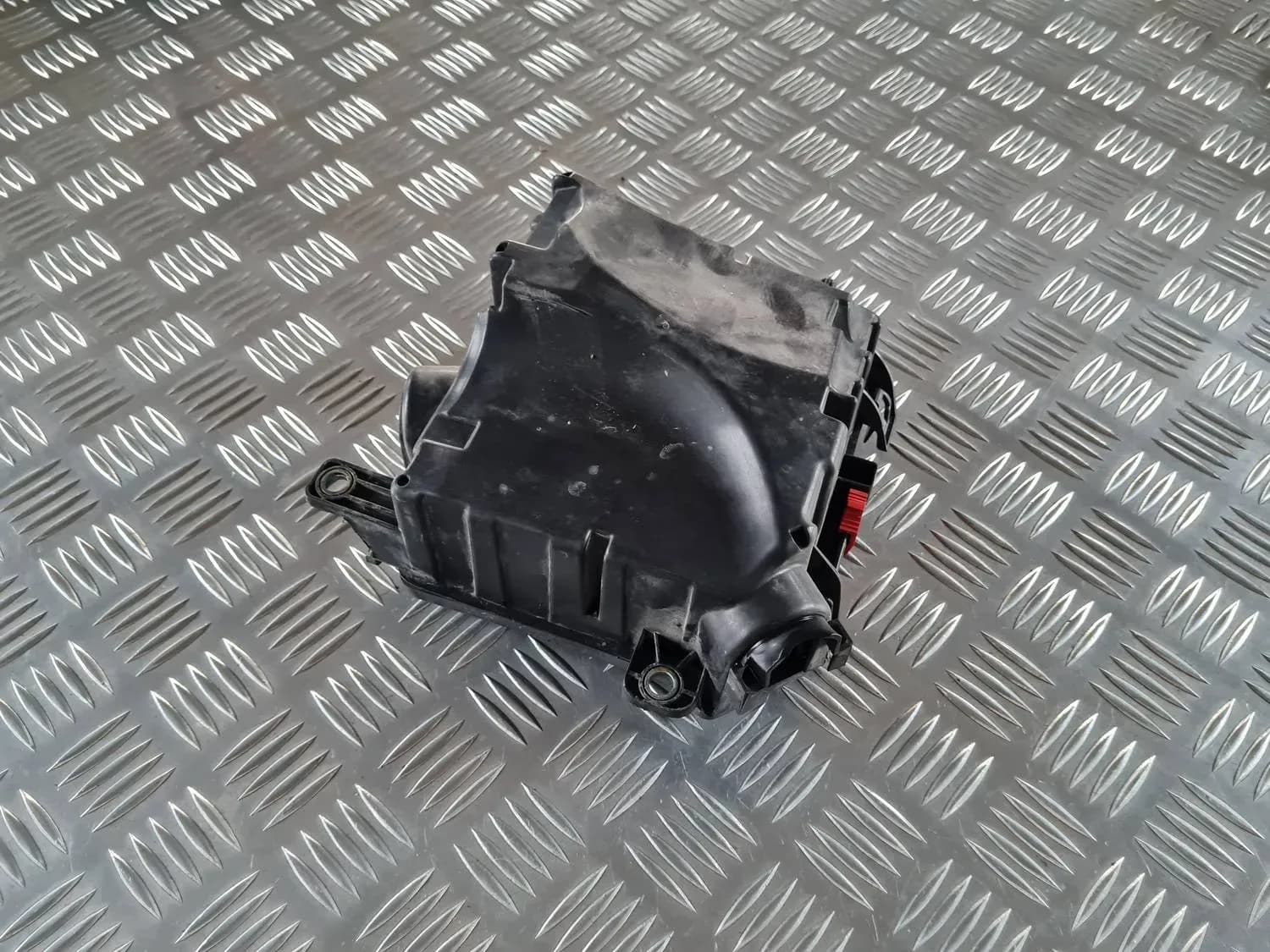 Pojistková reléová skříňka RENAULT SCENIC III 2011 - foto 2