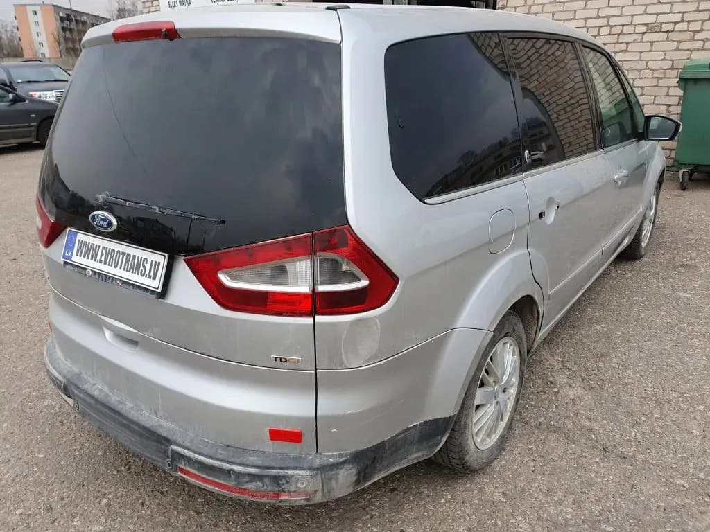 Fotka rozebraného vozu 4