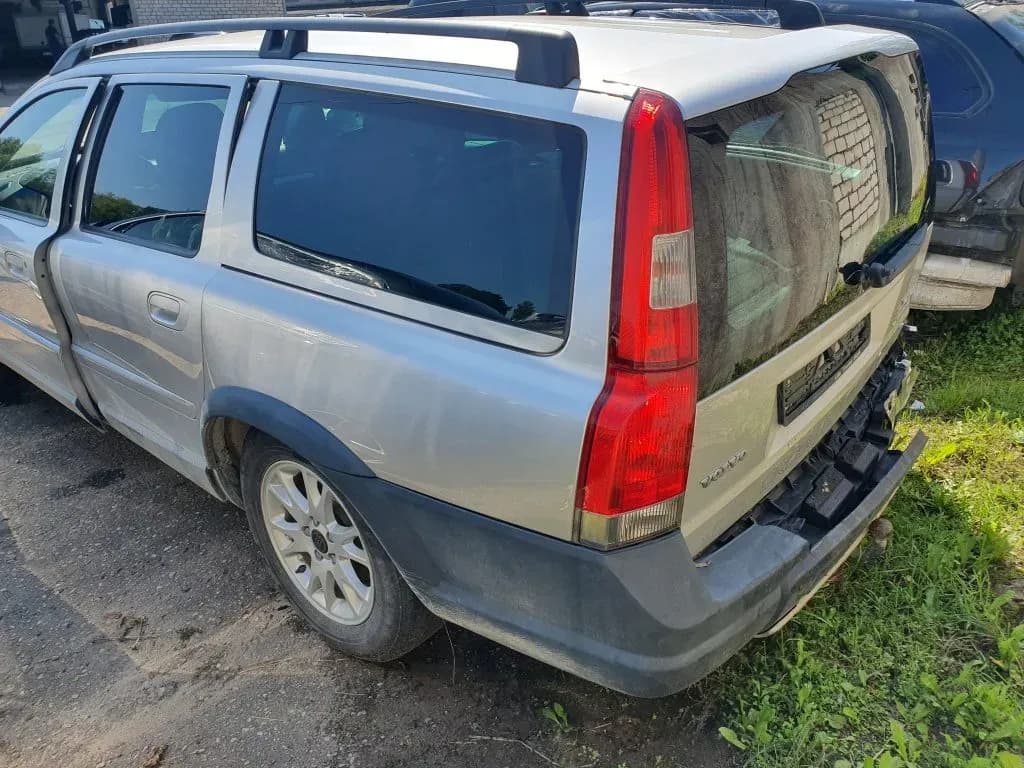Fotka rozebraného vozu 4