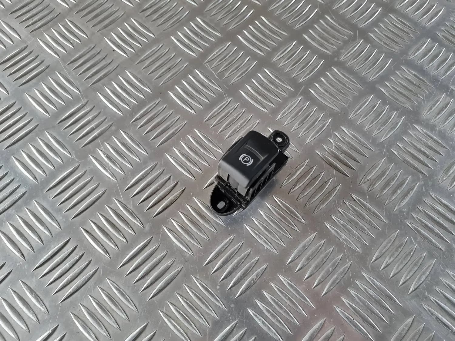 Tlačítko parkovací brzdy AUDI A6 2008 - foto 1