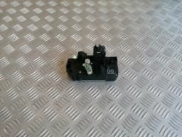Zámek levých zadních dveří OPEL MERIVA 2004