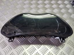 Tachometr TOYOTA AVENSIS 2004